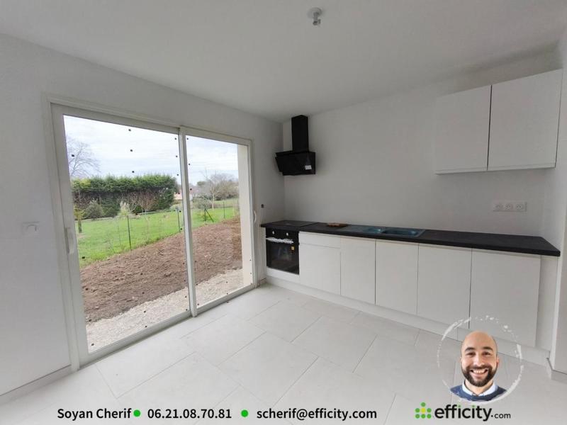 Maison - 90 m² - 5 pièces