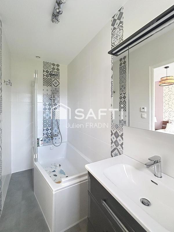 Maison - 139 m² - 7 pièces