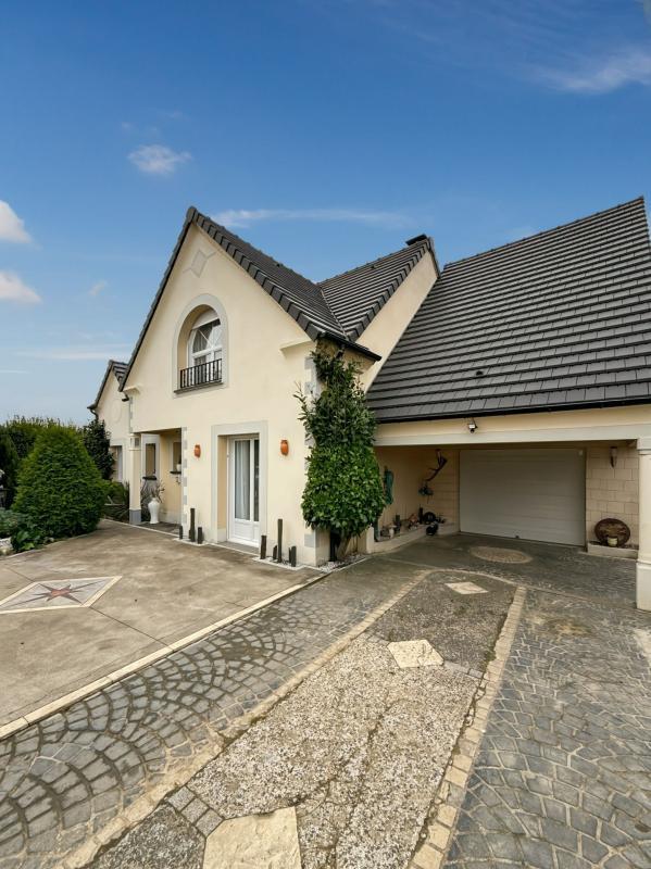 Maison - 155 m² - 6 pièces