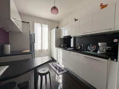 Appartement - 87 m² - 4 pièces