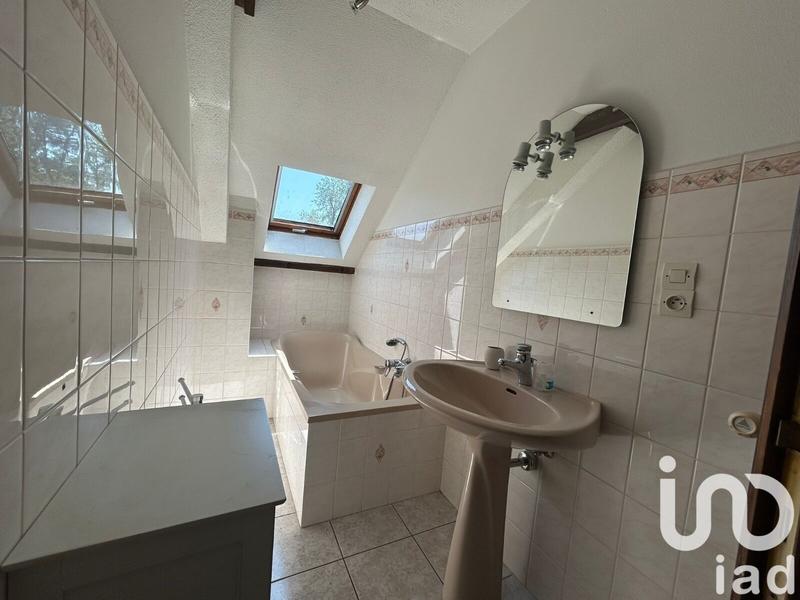 Maison - 174 m² - 8 pièces