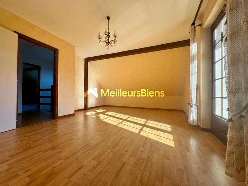 Maison - 180 m² - 6 pièces
