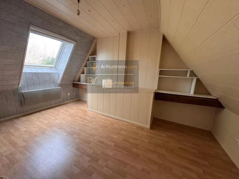 Maison - 181 m² - 7 pièces