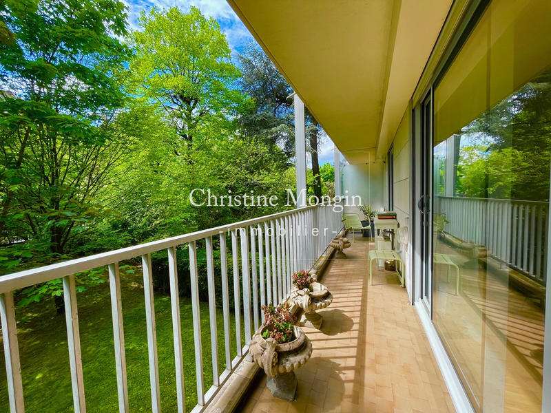 Appartement - 96 m² - 3 pièces