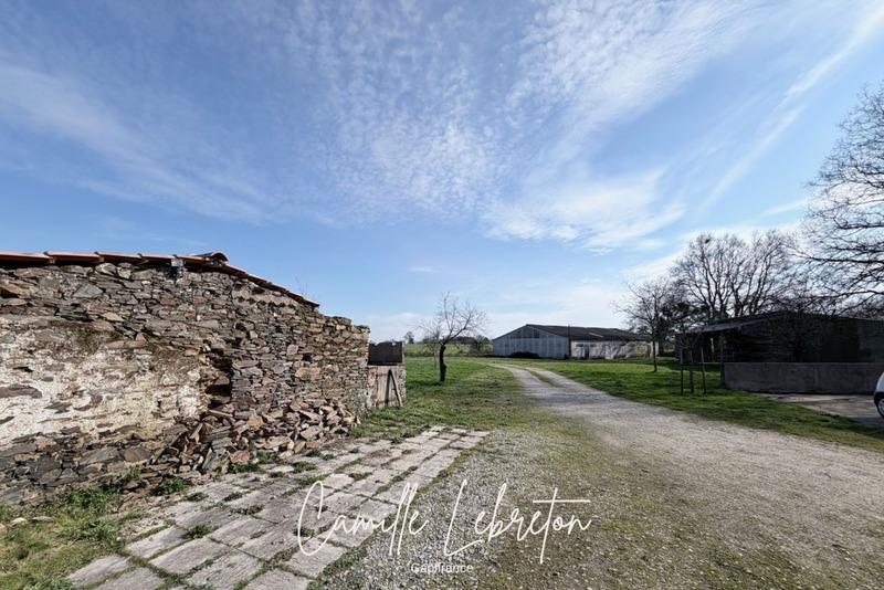 Maison - 140 m² - 5 pièces