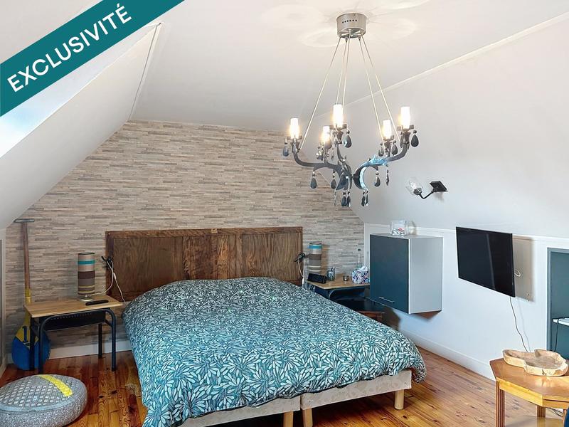 Maison - 207 m² - 7 pièces