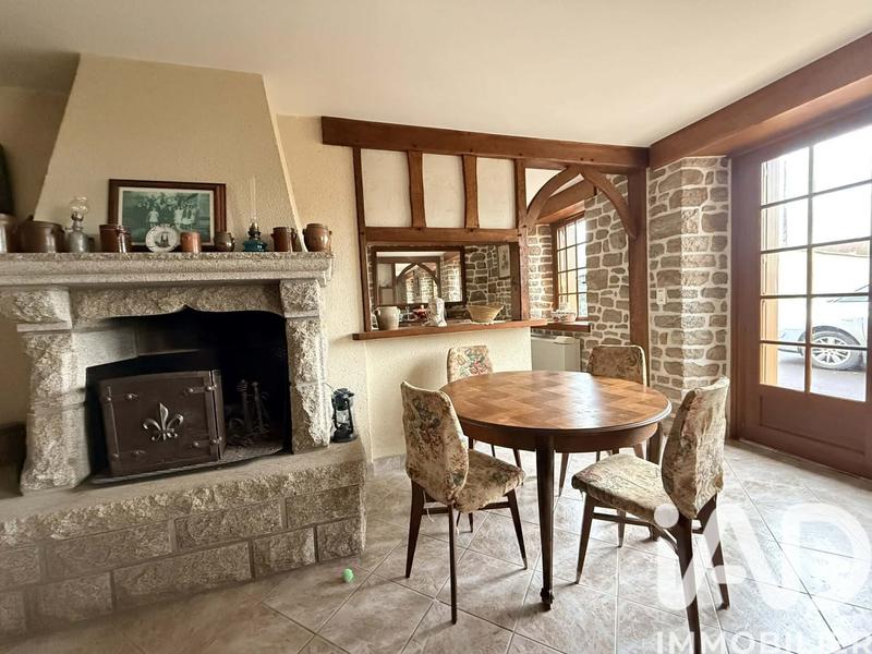 Maison - 197 m² - 10 pièces