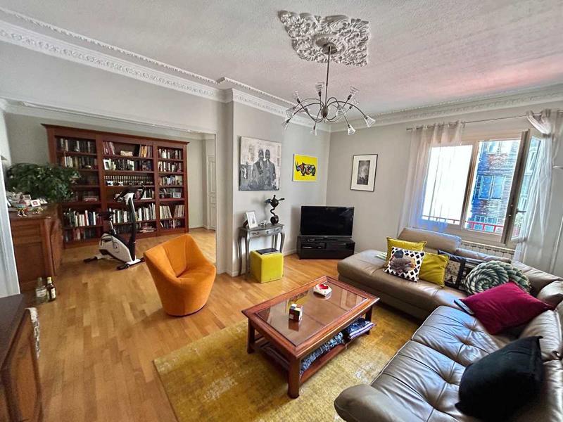 Appartement - 96 m² - 3 pièces