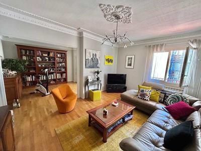 Appartement - 96 m² - 3 pièces