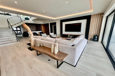 Villa - 400 m² - 5 pièces