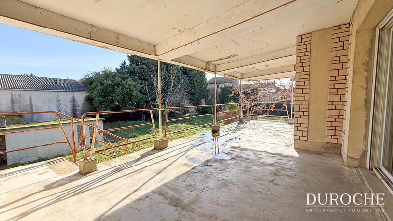 Maison - 224 m² - 7 pièces