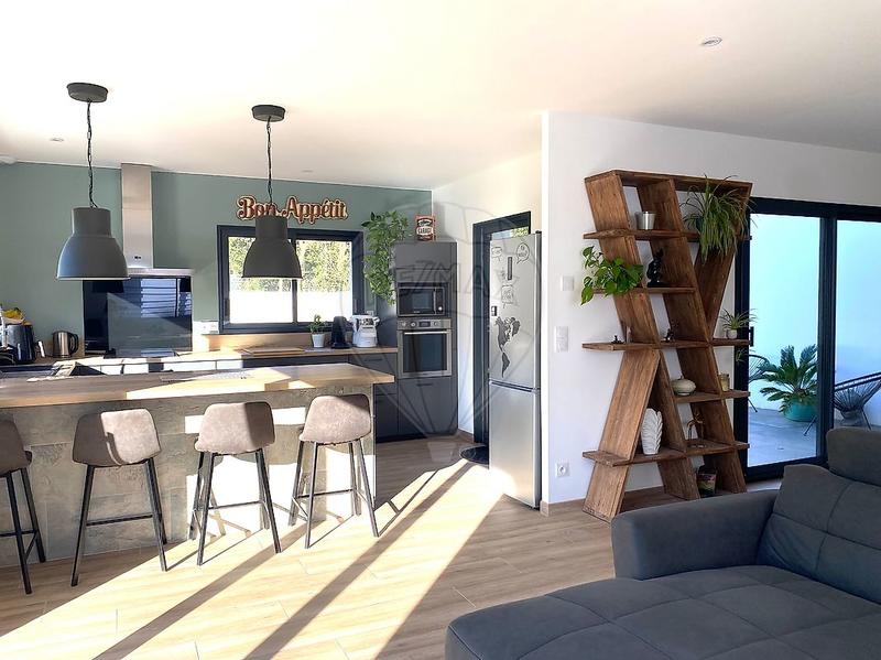 Maison - 130 m² - 4 pièces