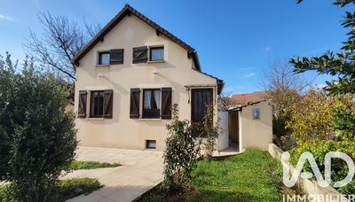 Maison - 71 m² - 5 pièces