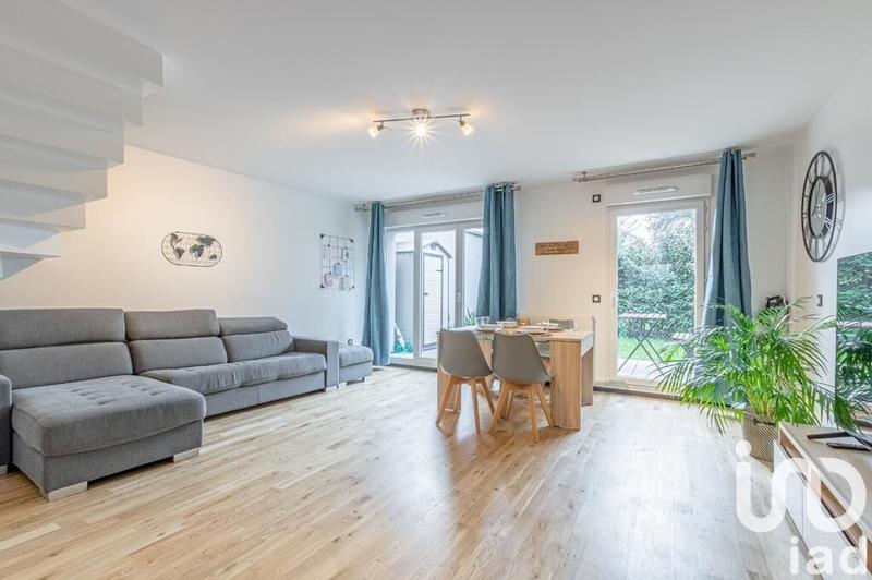 Maison - 80 m² - 4 pièces