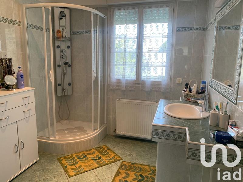 Maison - 214 m² - 6 pièces