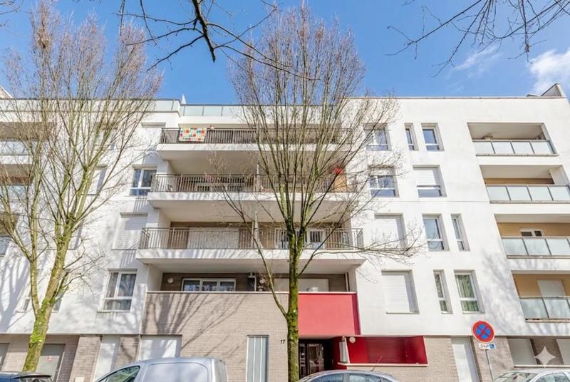 Appartement - 84 m² - 4 pièces