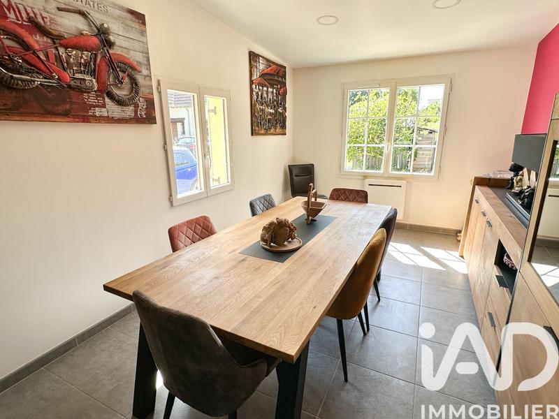 Maison - 97 m² - 4 pièces