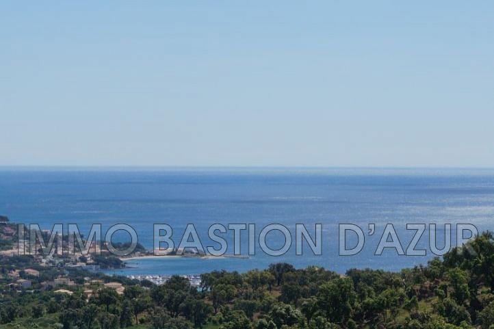 Villa - 270 m² - 8 pièces