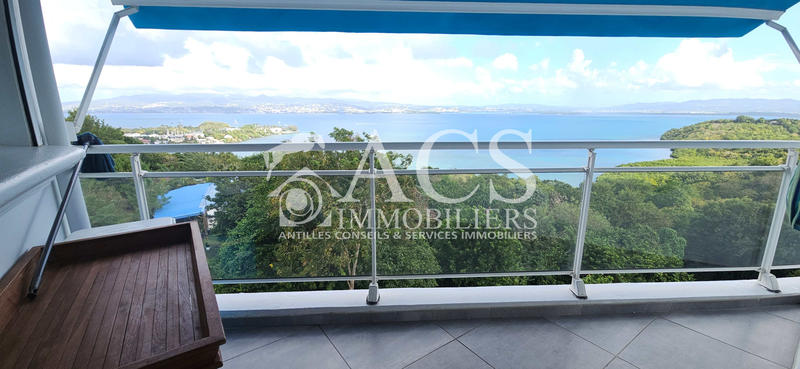 Appartement - 128 m² - 4 pièces