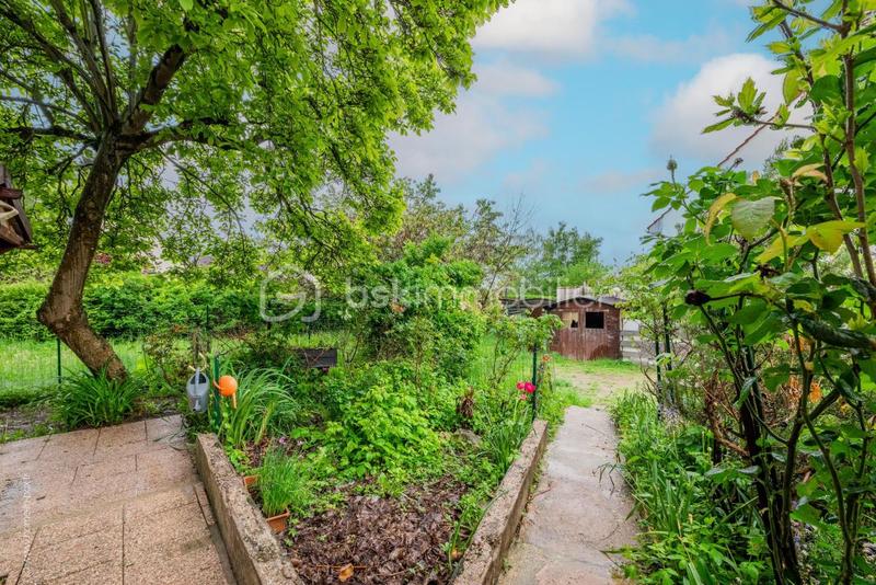 Pavillon - 160 m² - 10 pièces