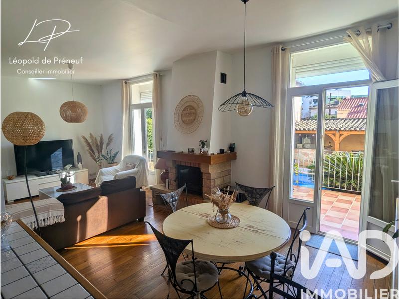 Maison - 185 m² - 8 pièces