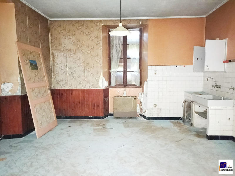 Maison ancienne - 204 m² - 7 pièces