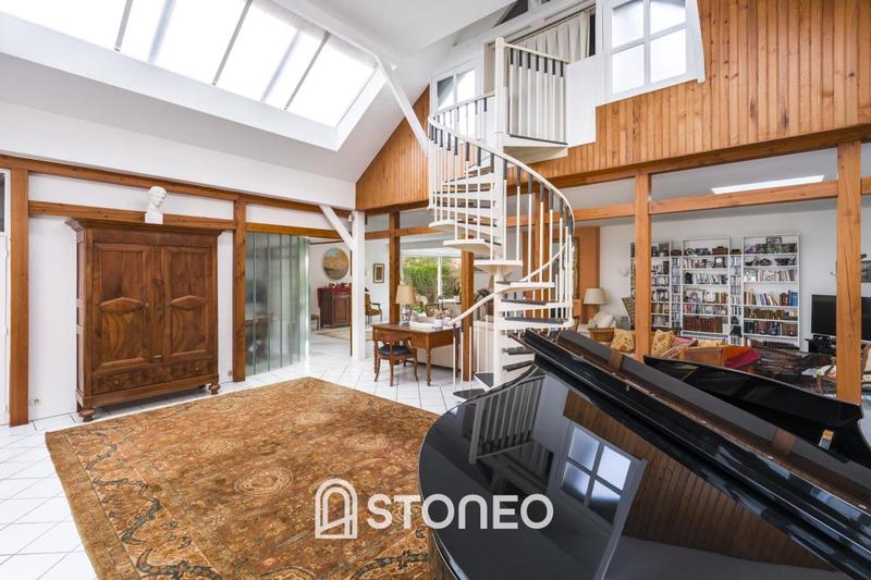 Maison ancienne - 248 m² - 7 pièces