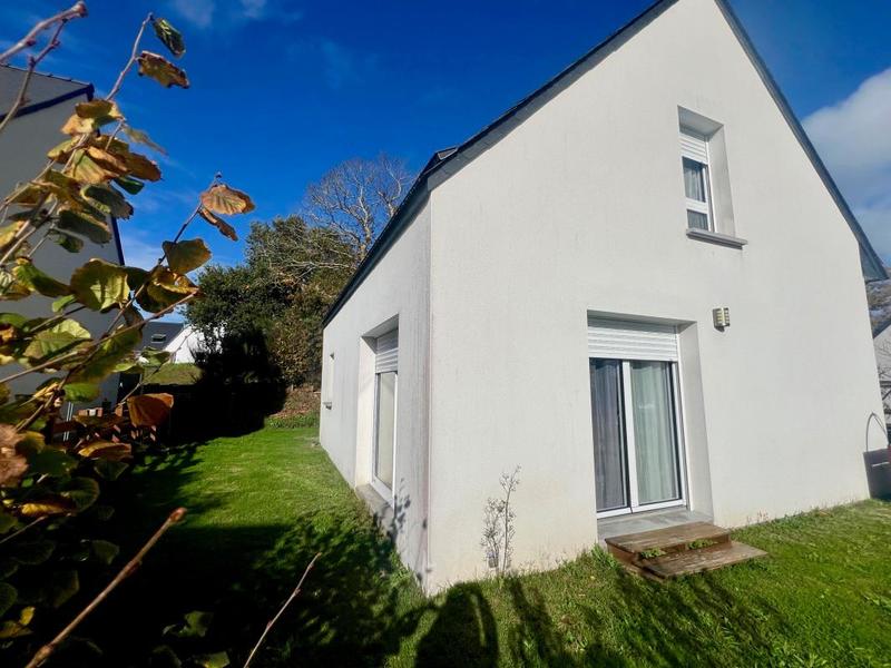 Maison - 92 m² - 5 pièces