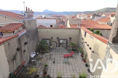 Maison - 262 m² - 7 pièces