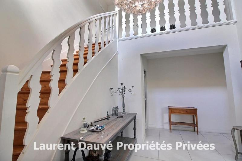 Maison - 162 m² - 7 pièces