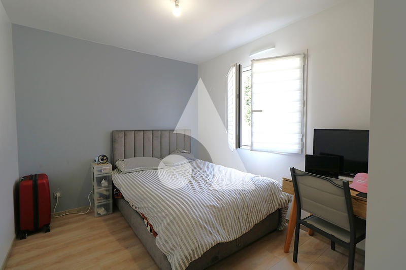 Maison - 142 m² - 6 pièces