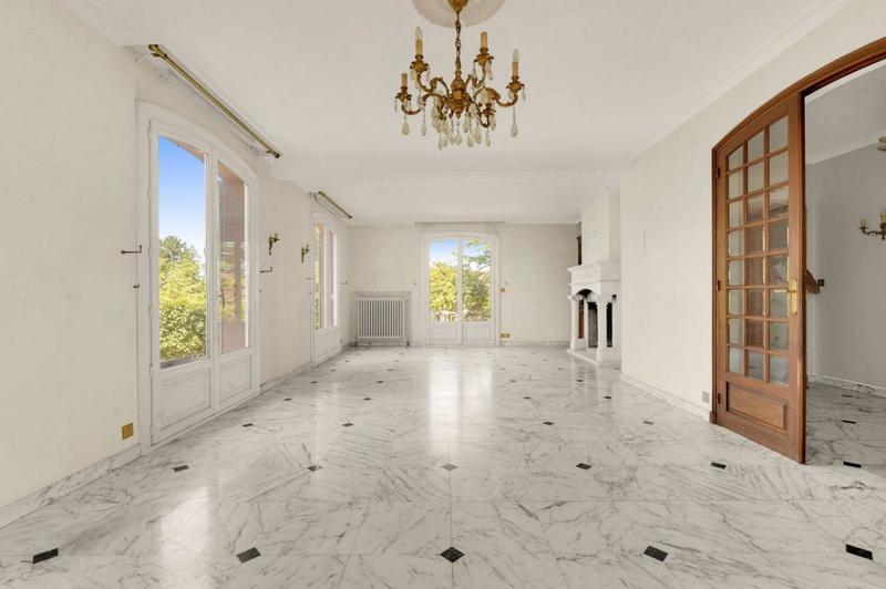 Maison - 185 m² - 7 pièces