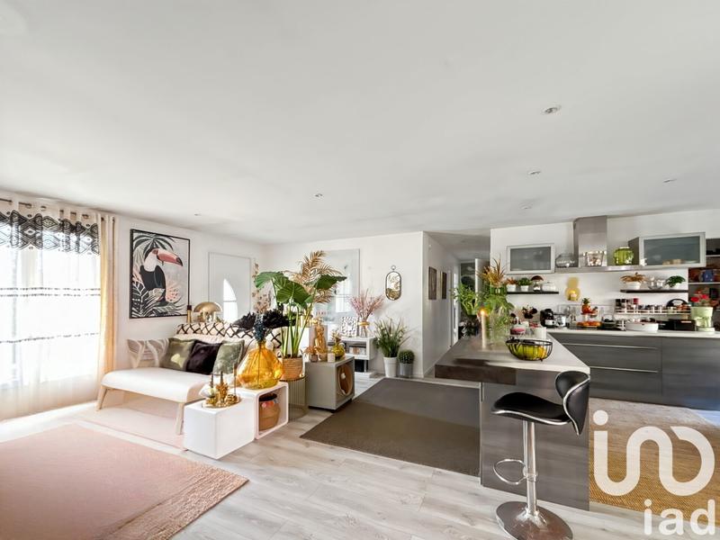 Maison - 97 m² - 5 pièces