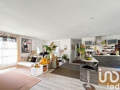 Maison - 97 m² - 5 pièces