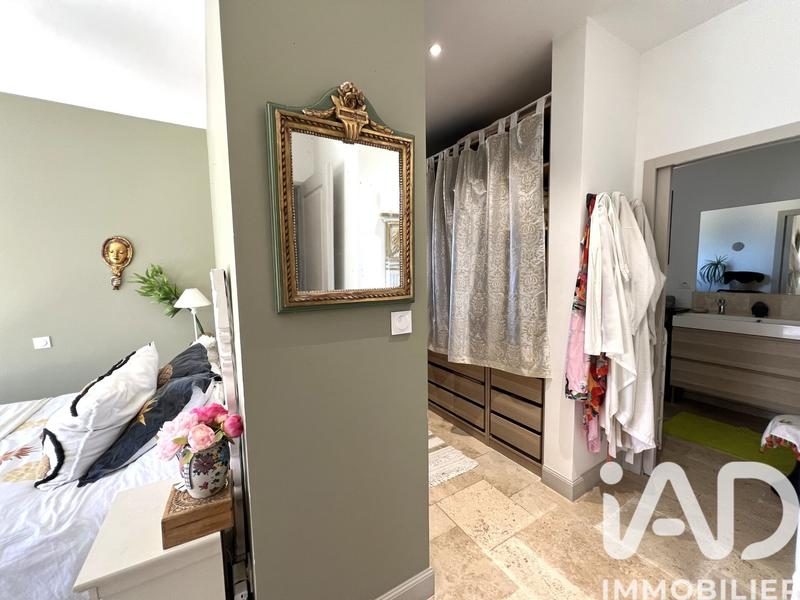 Maison - 198 m² - 5 pièces