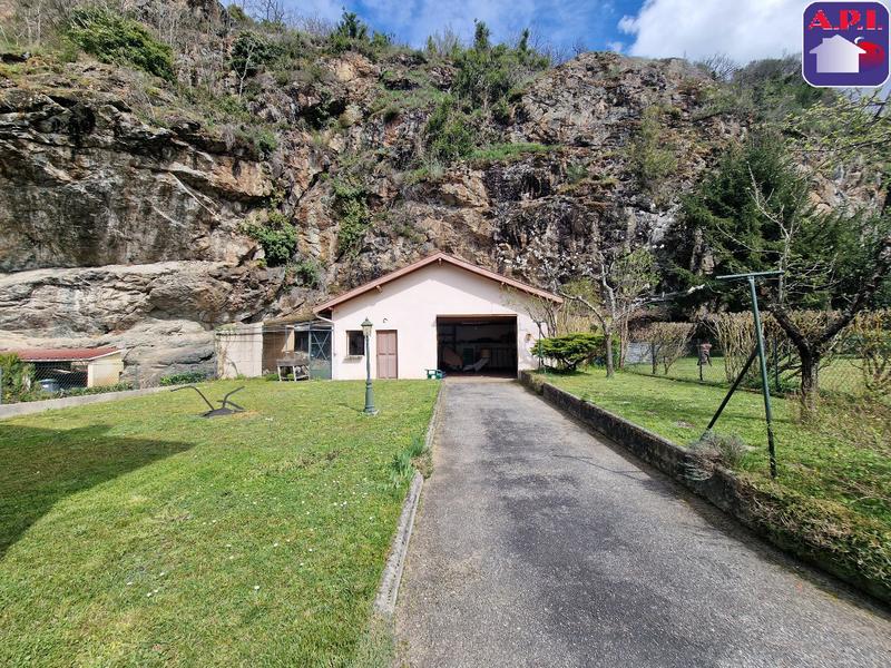 Maison - 191 m² - 7 pièces