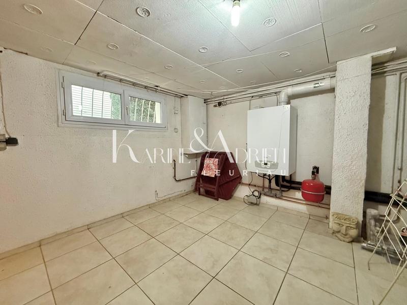 Maison - 94 m² - 5 pièces