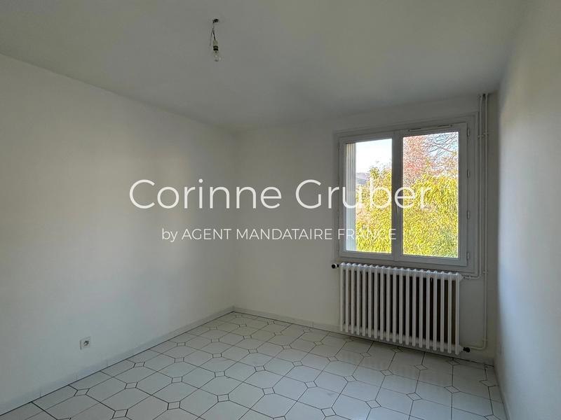 Appartement - 93 m² - 4 pièces