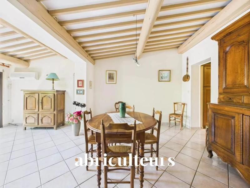 Maison - 94 m² - 5 pièces