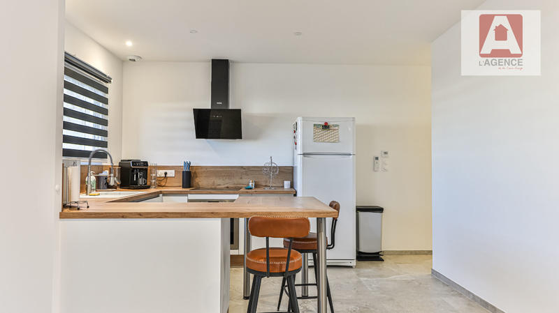 Maison - 99 m² - 4 pièces