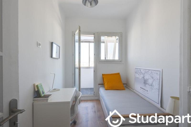 Chambre - 12 m² - 1 pièce