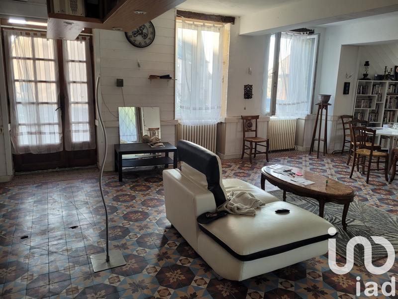 Maison - 418 m² - 14 pièces