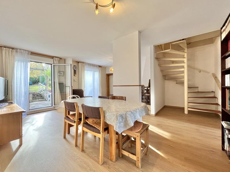 Maison - 108 m² - 6 pièces