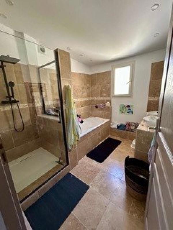 Maison - 153 m² - 6 pièces