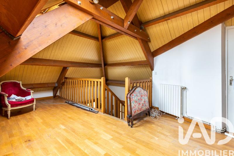 Maison - 200 m² - 5 pièces