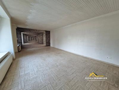 Maison - 101 m² - 5 pièces