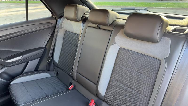 Volkswagen t-Roc 1.5 Tsi 150 Dsg7 R-Line