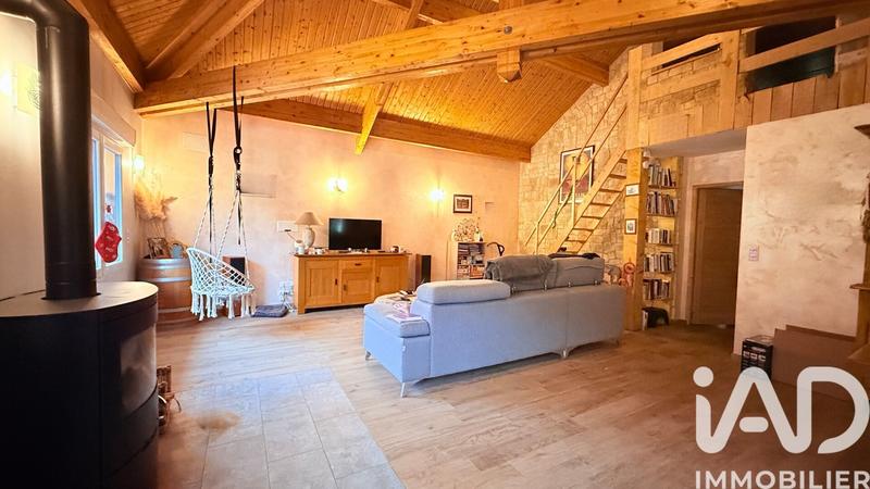 Maison - 290 m² - 9 pièces