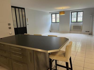 Appartement - 76 m² - 3 pièces