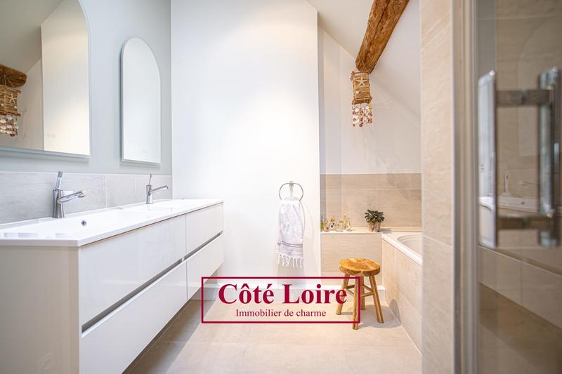 Maison ancienne - 300 m² - 10 pièces